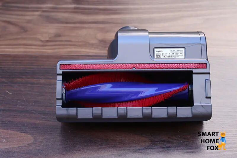 Мини-электрическая щетка от Dyson